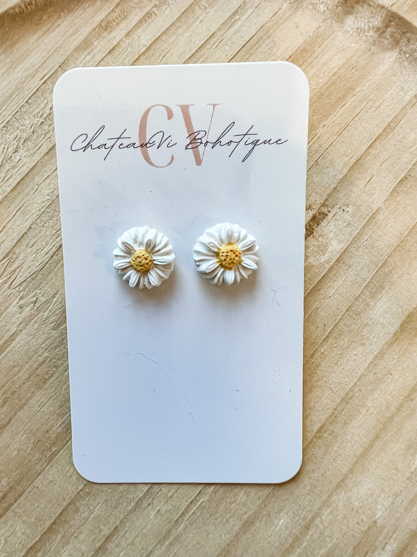 Daisy Clay Stud Earrings