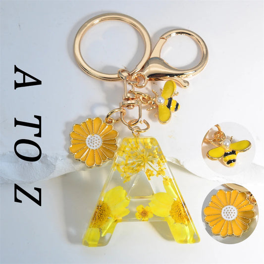 Cute Artificial Pearl Bee Pendant 26Letters Keychain Fashion Daisy  Flower Filled Resin Keyring Women Men Car Bag Phone Widget